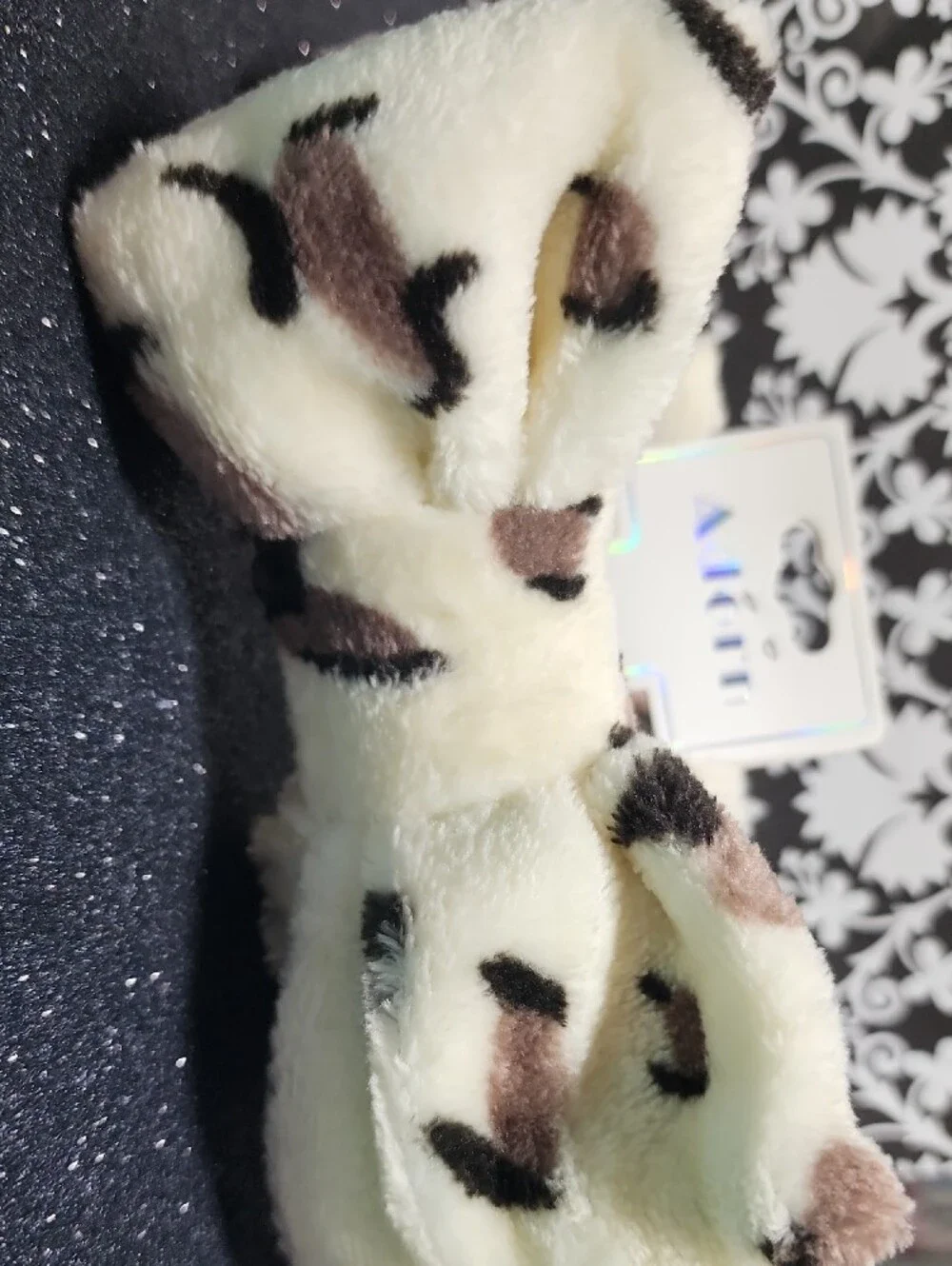 Adorn Kids Cream Leopard Plush Bow Headband